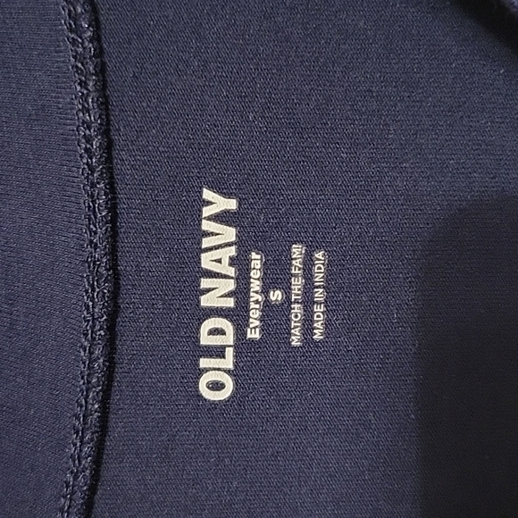 Old Navy 2022 United States Tee - Picture 3 of 4